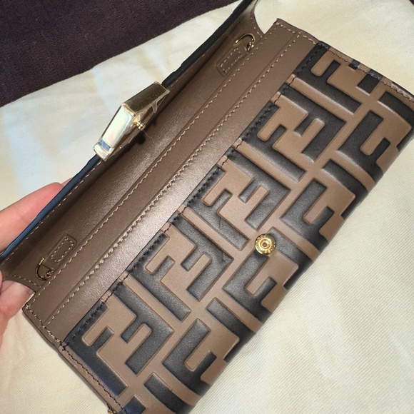 FF Diamonds Continental With Chain - Picture 12 of 16